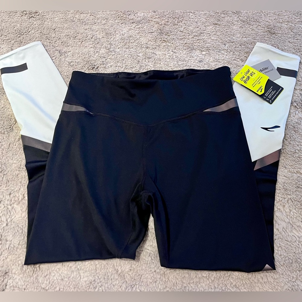NWT Brooks Women’s Carbonite Tights - Medium